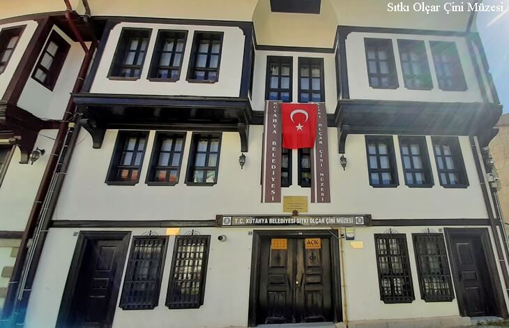 kütahya sıtkı olçar çini müzesi dış cephe, osmanlı konak mimarisi, kütahya çini müzeleri, kültürel gezi noktası