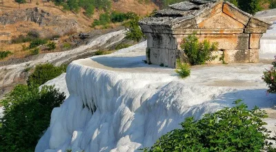 Pamukkale ve Hierapolis: UNESCO’nun ve Ülkemizin Gözbebeği