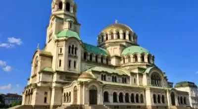 Alexander Nevsky Katedrali: Sofya’nın Altın Kubbeli Simgesi