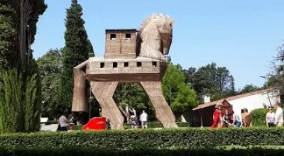 Bir Rehberin Gözünden Troya: Troya Bir Attan İbaret Değildir