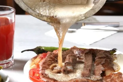 Bursa’da En İyi İskender Nerede Yenir? | Şehrin En Güvenilir 8 Mekanı
