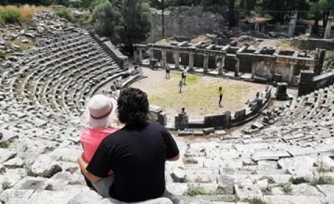 Anadolu'nun En G&uuml;zel 15 Antik Tiyatrosu