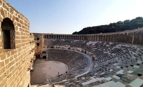 Aspendos Antik Kenti Rehberi