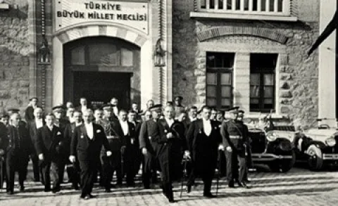 Atat&uuml;rk İnkilapları Nelerdir?