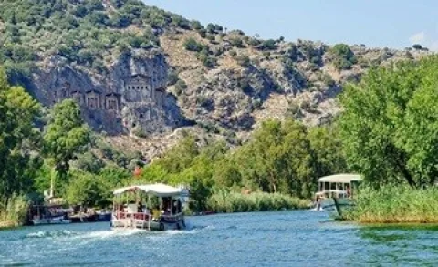 Dalyan Gezi Rehberi: İztuzu Plajı, Kaunos Antik Kenti ve Mavi Yenge&ccedil;lerin Cenneti