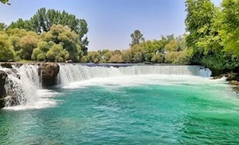 Manavgat Şelalesi: Antalya&rsquo;nın En Pop&uuml;ler Şelalesi