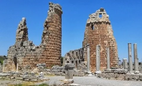 Perge Antik Kenti Yapıları | Gezilecek Yerler