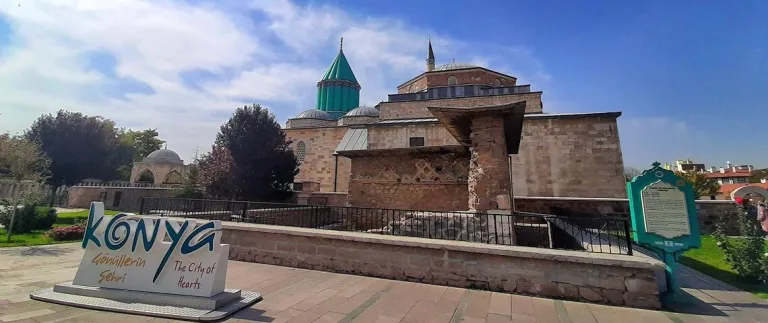 Mevlana Celaleddin-i Rumi ve Mevlana Müzesi