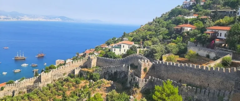 Alanya Kalesi | Tarihçesi - Gezilecek Yerler