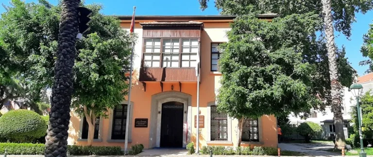Antalya Atatürk Evi Müzesi