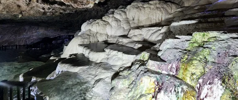 Kaklık Mağarası | Denizli’nin Yer Altındaki Gizli Pamukkale’si