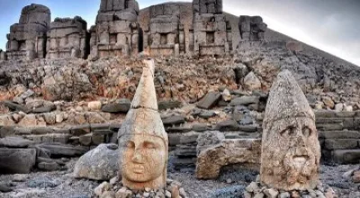Nemrut Dağı ve Kommagene Krallığı: Antiochos’un Mirası