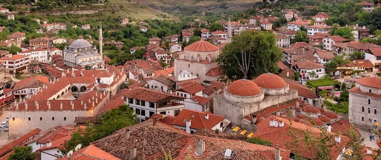 Cinci Hanı ve Cinci Hamamı | Cinci Hoca Kimdir?