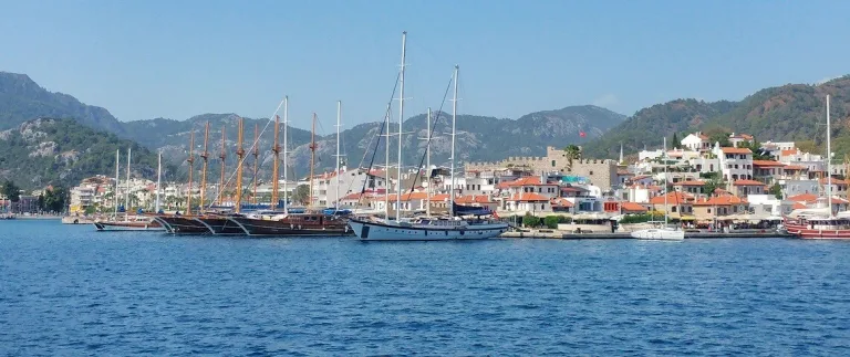 Marmaris’te Gezilecek 21 Yer: Kaleler, Koylar, Plajlar ve Tarih Dolu Noktalar