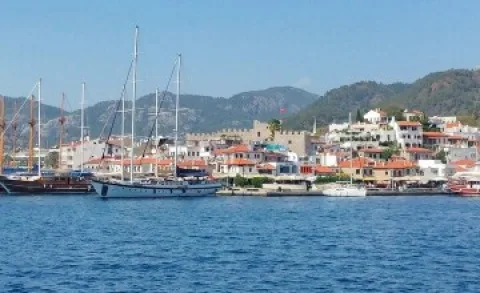 Marmaris&rsquo;te Gezilecek 21 Yer: Kaleler, Koylar, Plajlar ve Tarih Dolu Noktalar