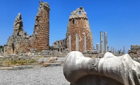 Perge Antik Kenti Rehberi | Tarihi | &Ouml;zellikleri |Yapıları