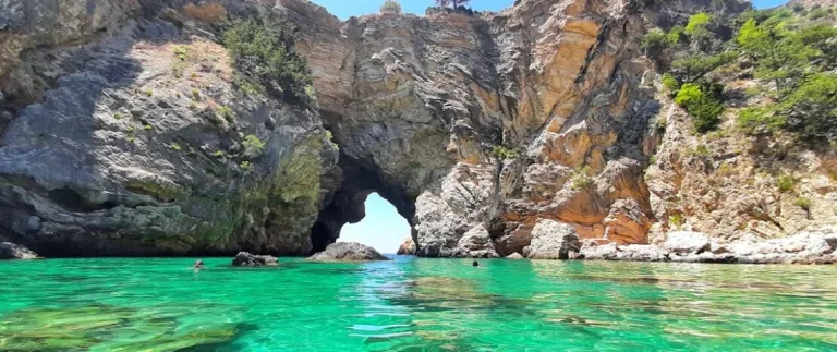 Gazipaşa Delik Deniz Kral Koyu | Bir Doğa Harikası