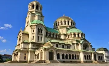 Alexander Nevsky Katedrali: Sofya’nın Altın Kubbeli Simgesi